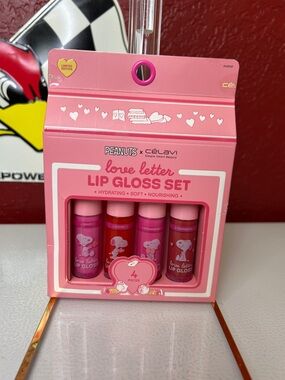 Peanuts Love Letter Lip Gloss Set - Pink